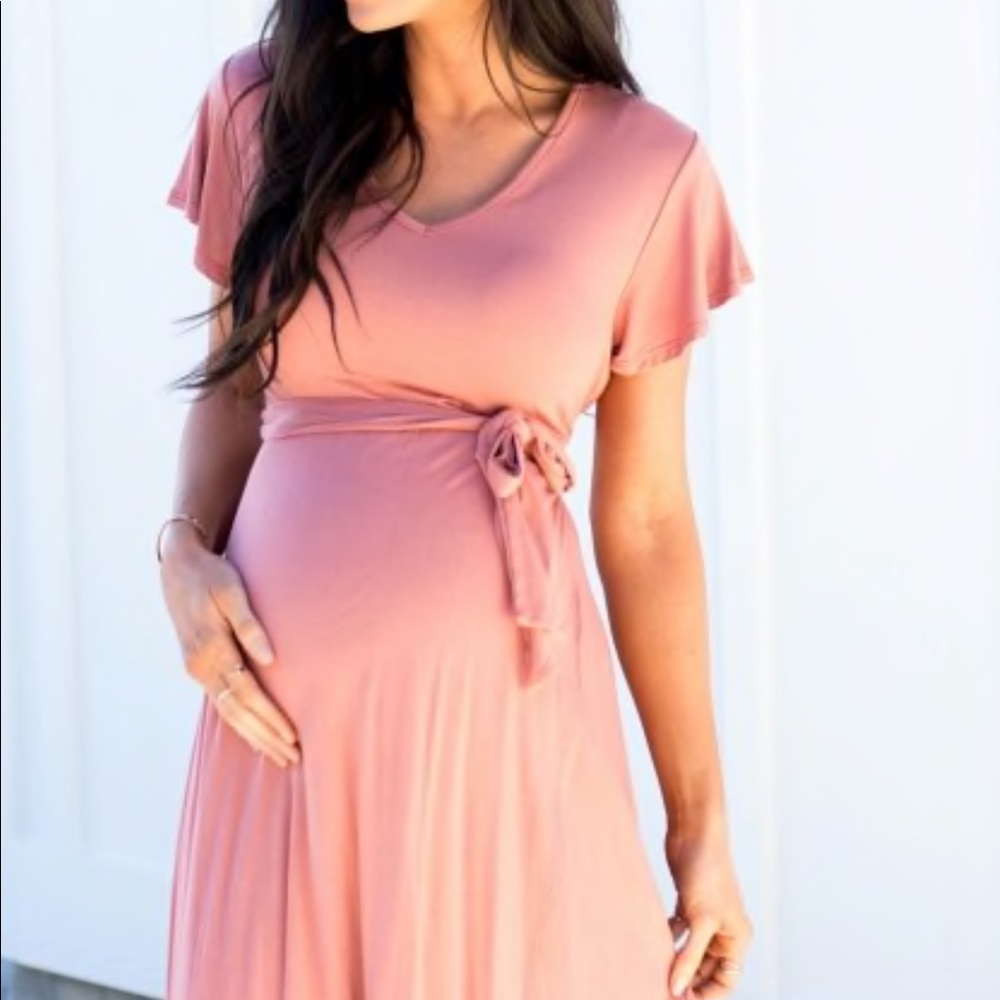 Cute mauve maternity dress M- worn once - no flaws